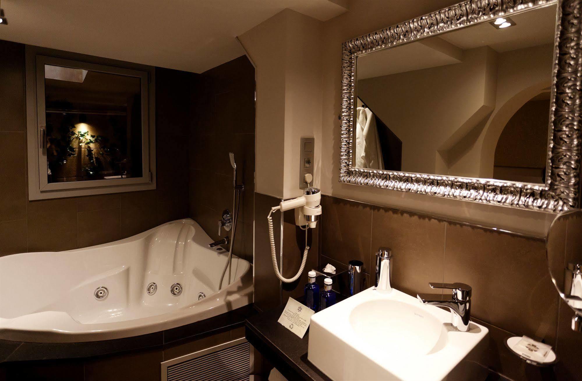 Vasanta Hotel Eixample, Sonder By Marriott Bonvoy Барселона Екстер'єр фото
